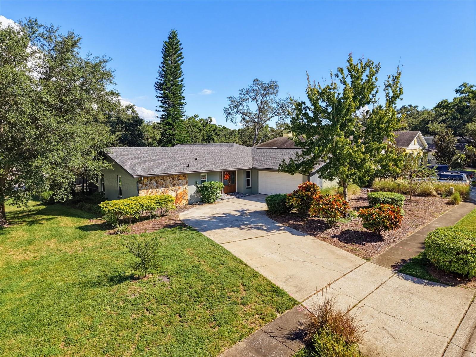 3 Summit Ln Property Photo 1