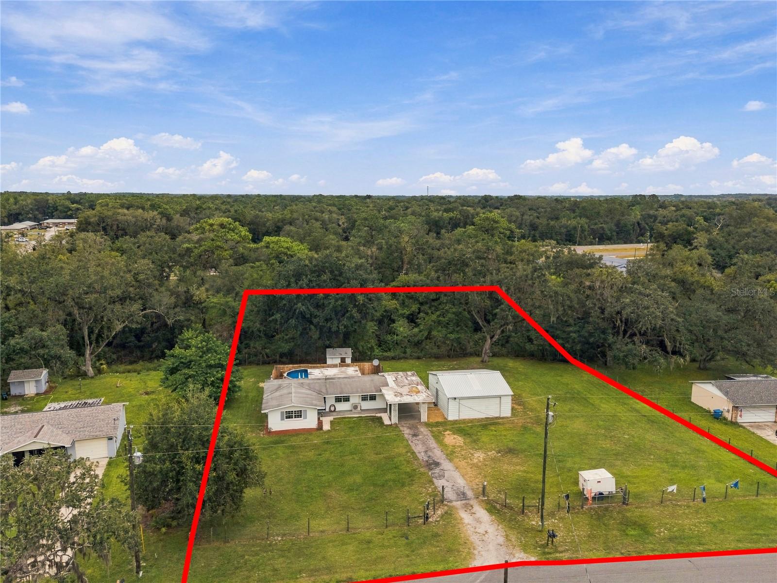 5223 Azalea Cir Property Photo 3
