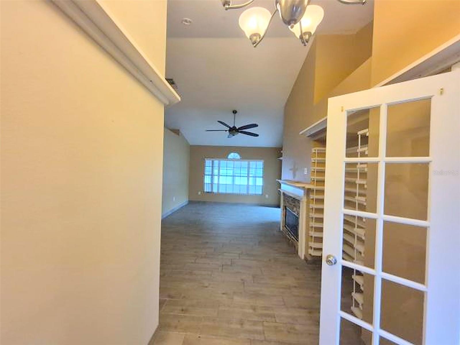 902 Greenbelt Cir Property Photo 3