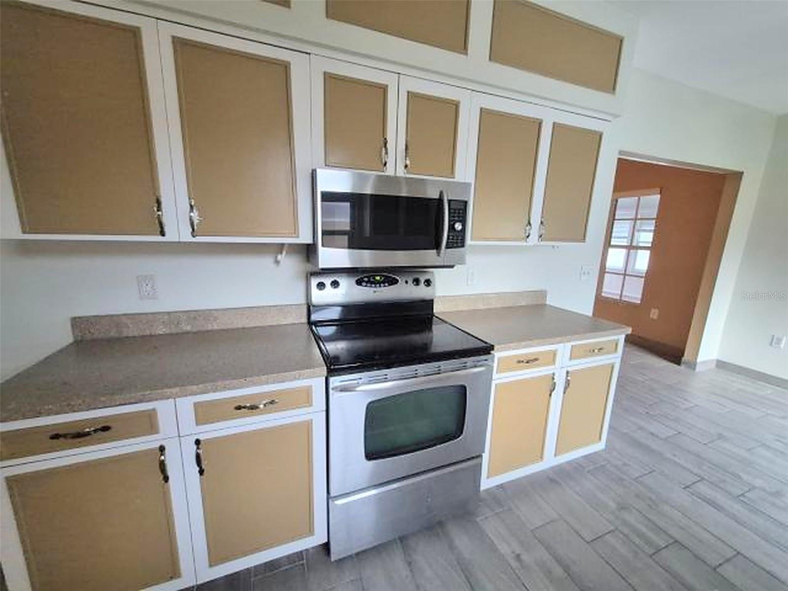 902 Greenbelt Cir Property Photo 6