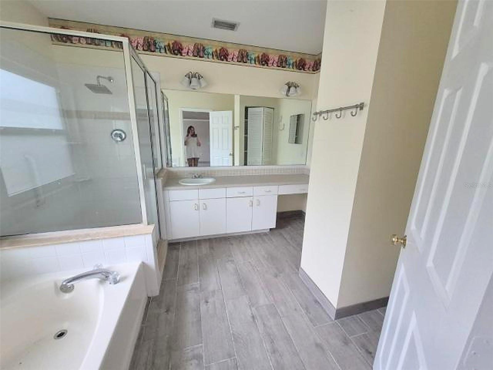 902 Greenbelt Cir Property Photo 20