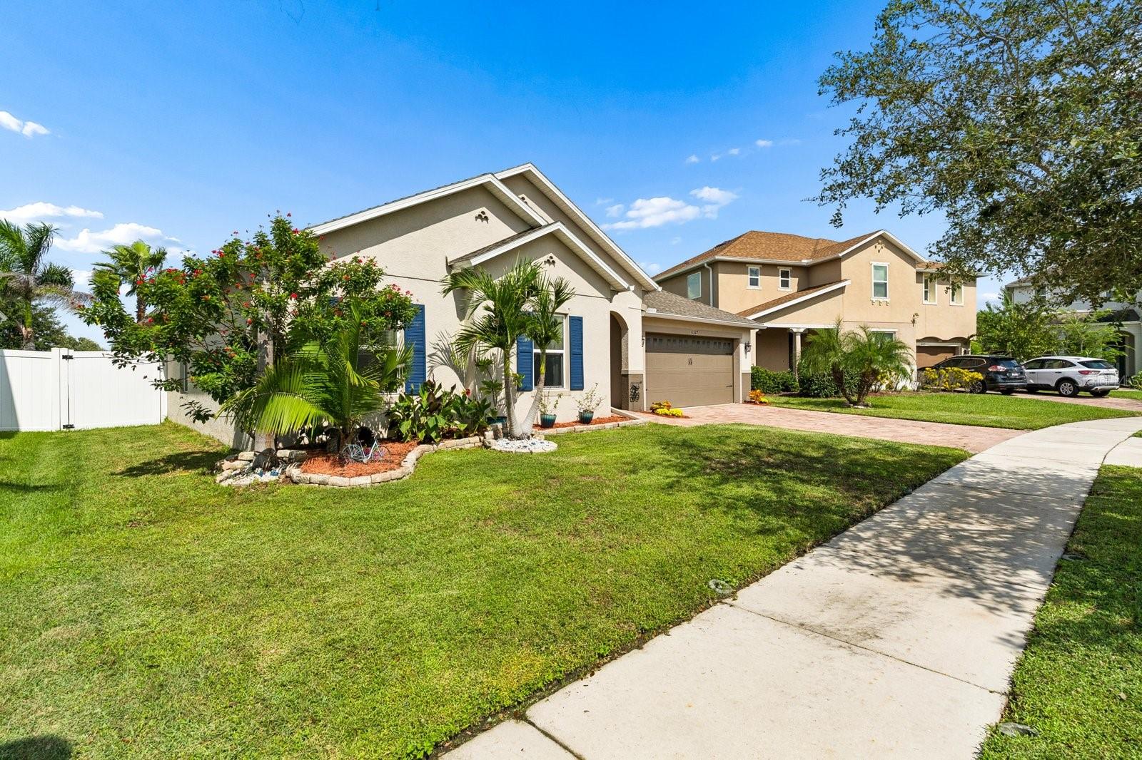 11327 Brighton Knoll Loop Property Photo 3