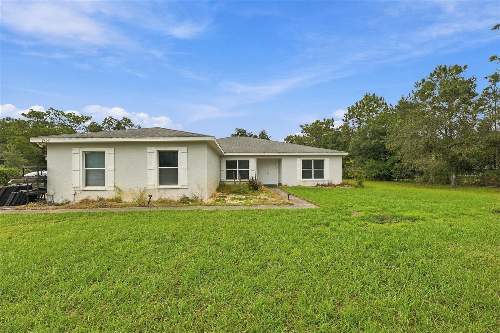 7405 MIRACLE LN Property Photo 1