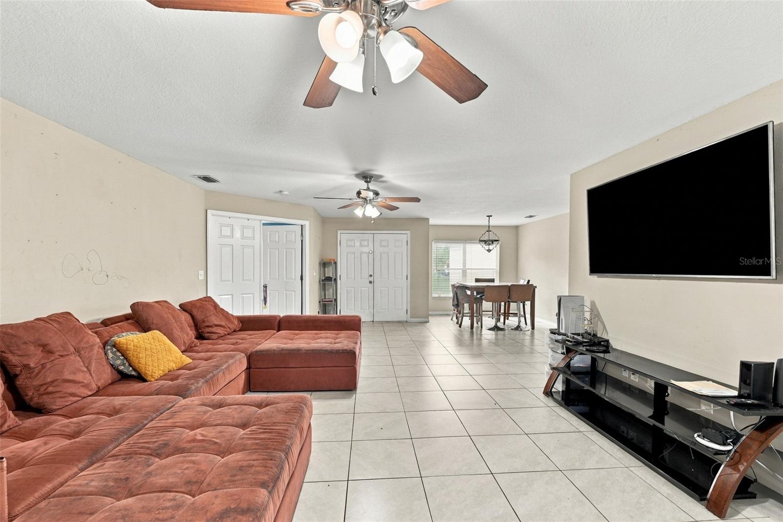 7405 Miracle Ln Property Photo 5