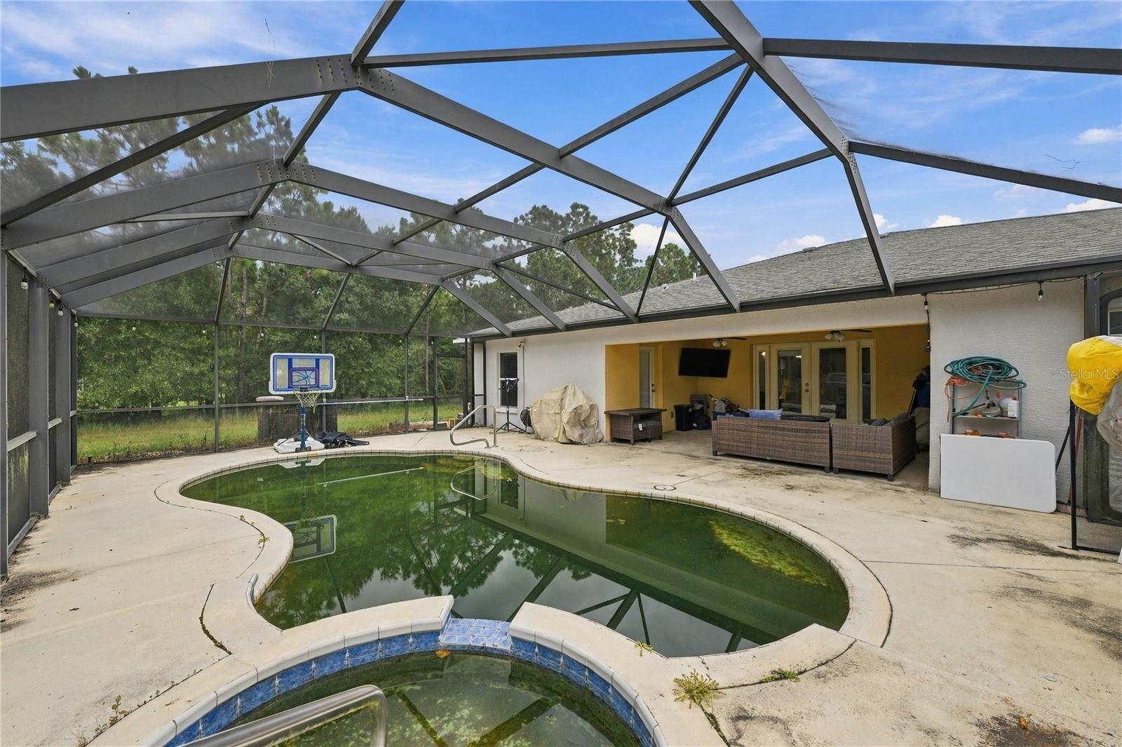7405 Miracle Ln Property Photo 36