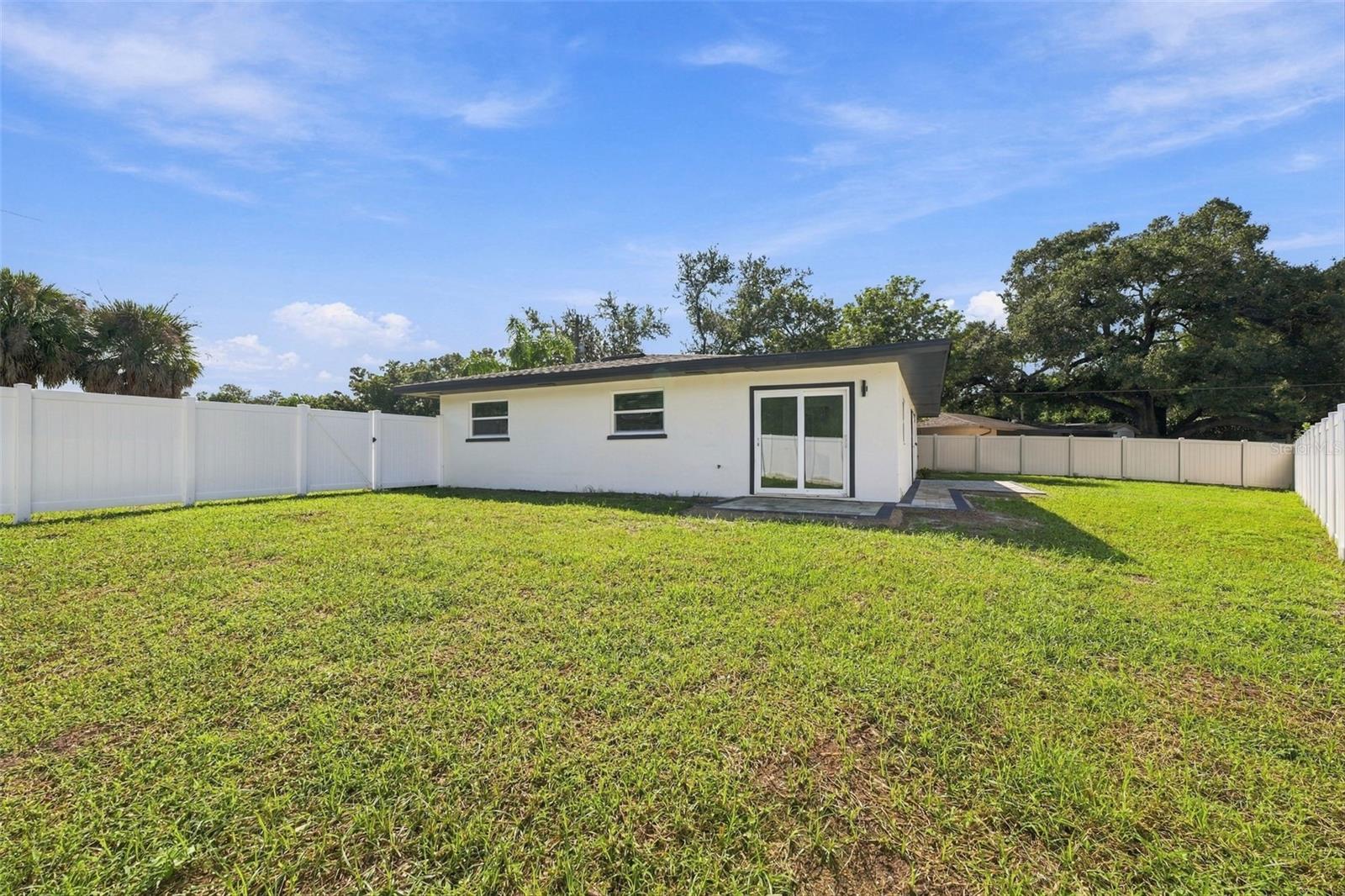 1300 S Hillcrest Ave Property Photo 39