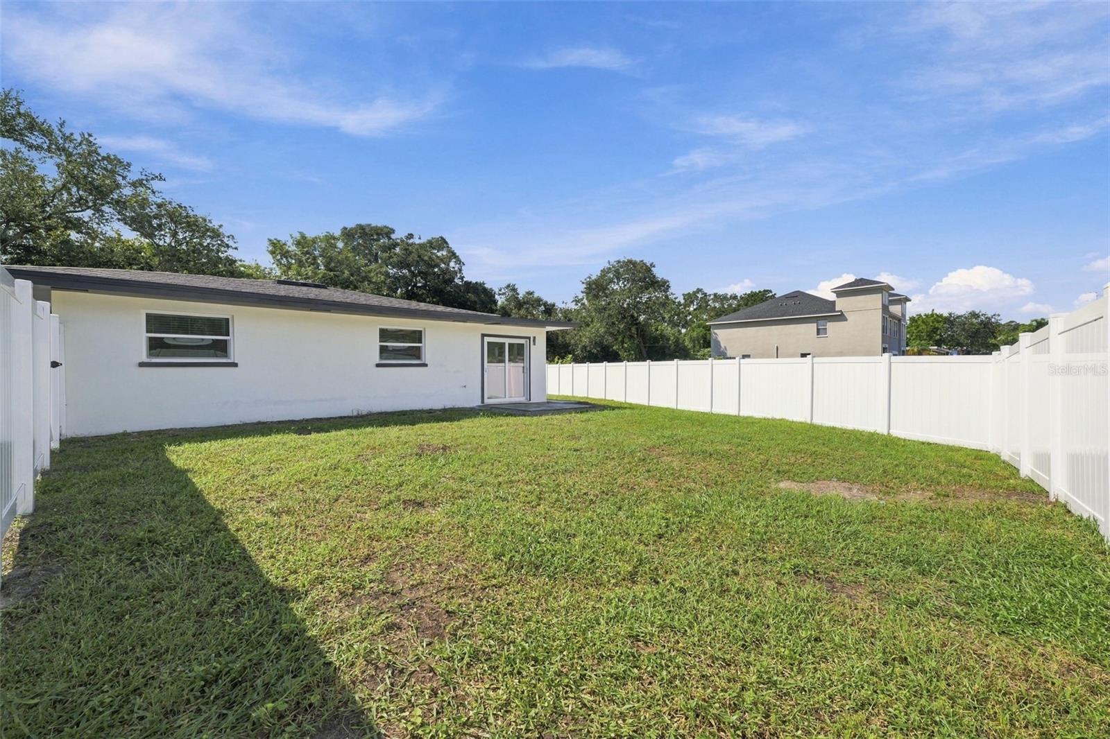 1300 S Hillcrest Ave Property Photo 40