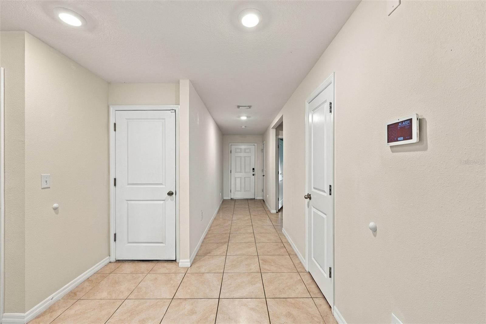 7980 Broad Pointe Dr Property Photo 12