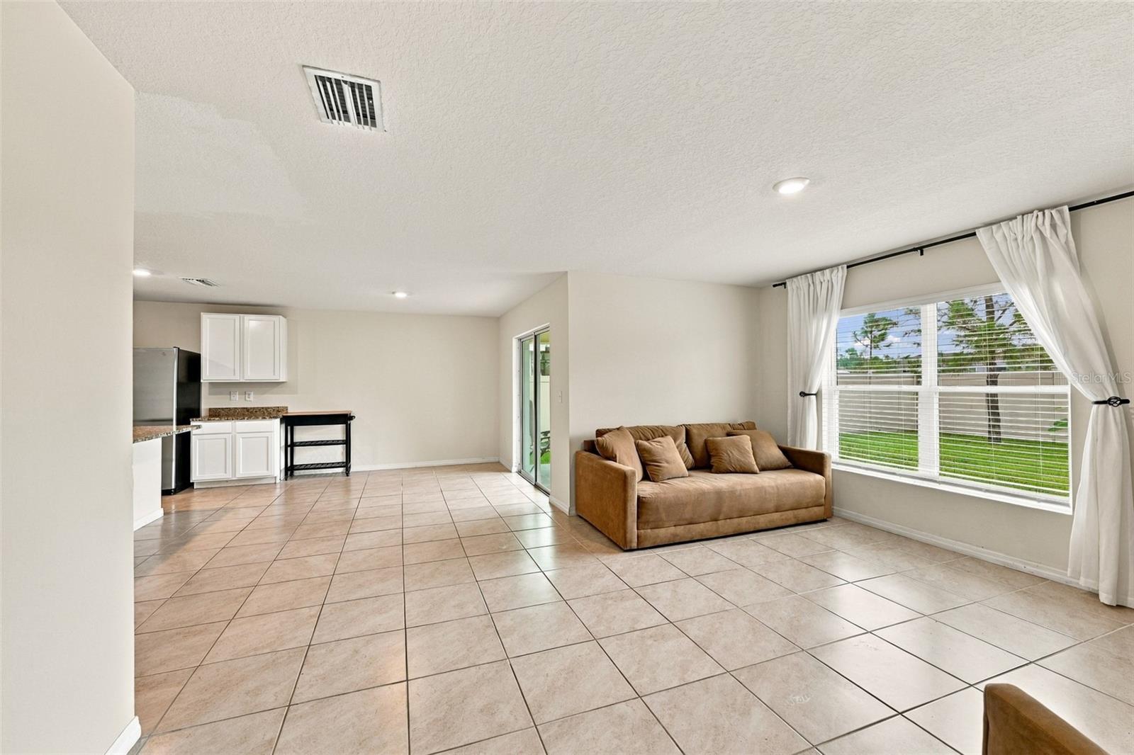 7980 Broad Pointe Dr Property Photo 14