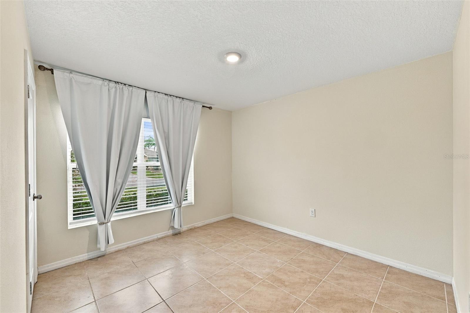 7980 Broad Pointe Dr Property Photo 28