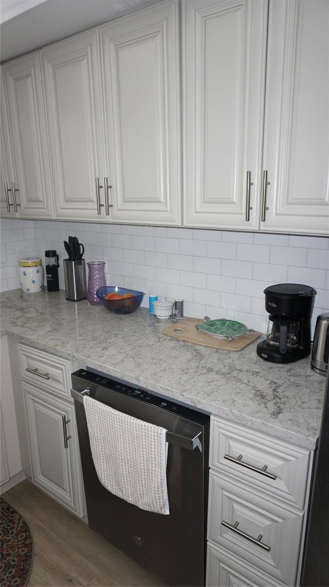 300 64th Ave #119 Property Photo 33