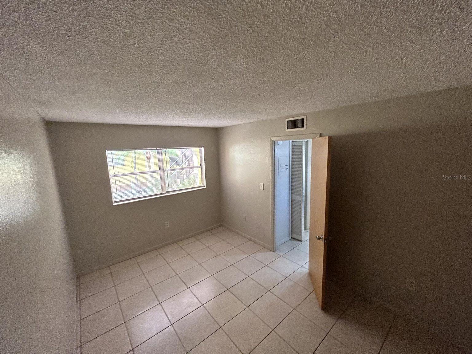 7025 Hibiscus Ave S Property Photo 10