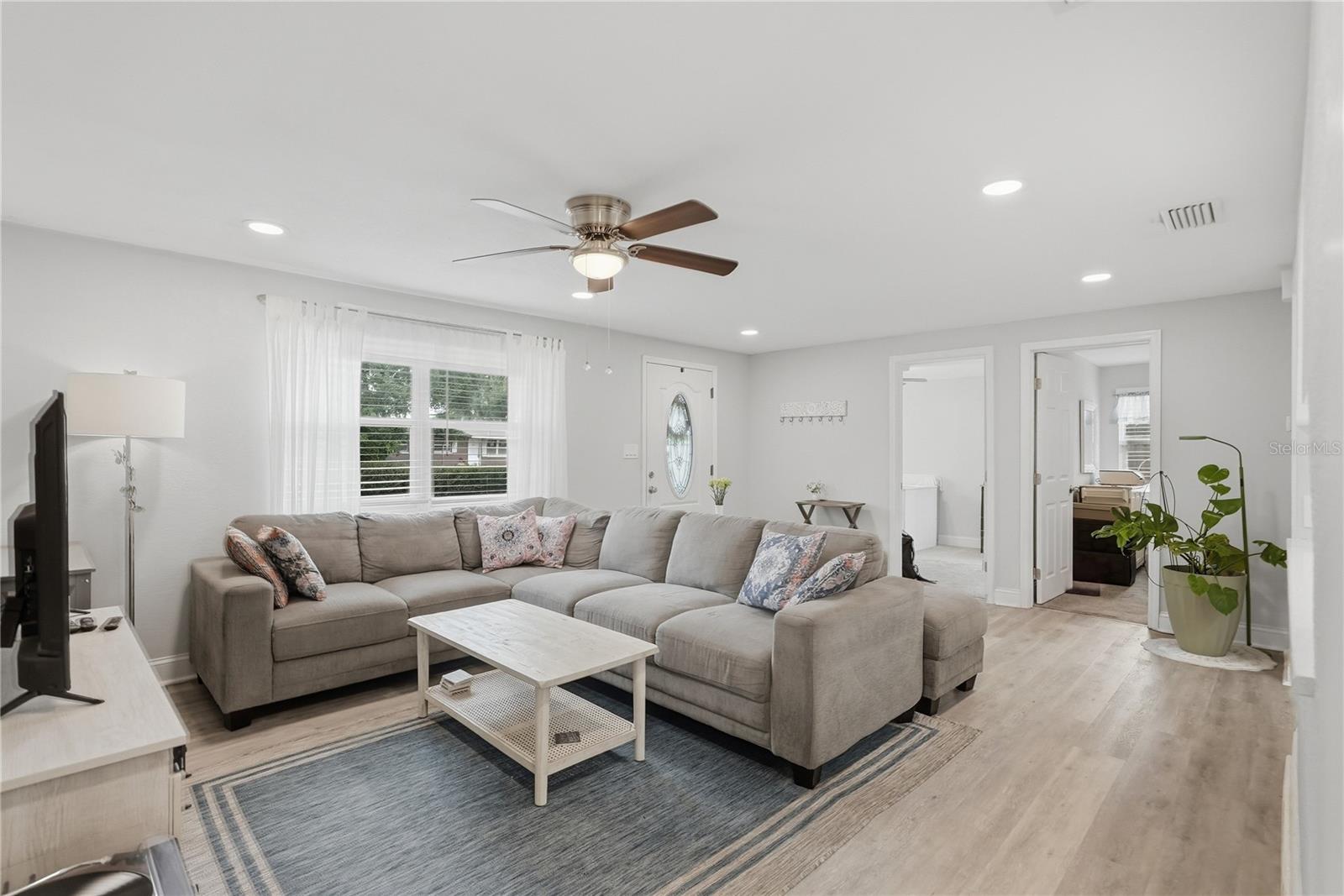11632 Easy St Property Photo 8