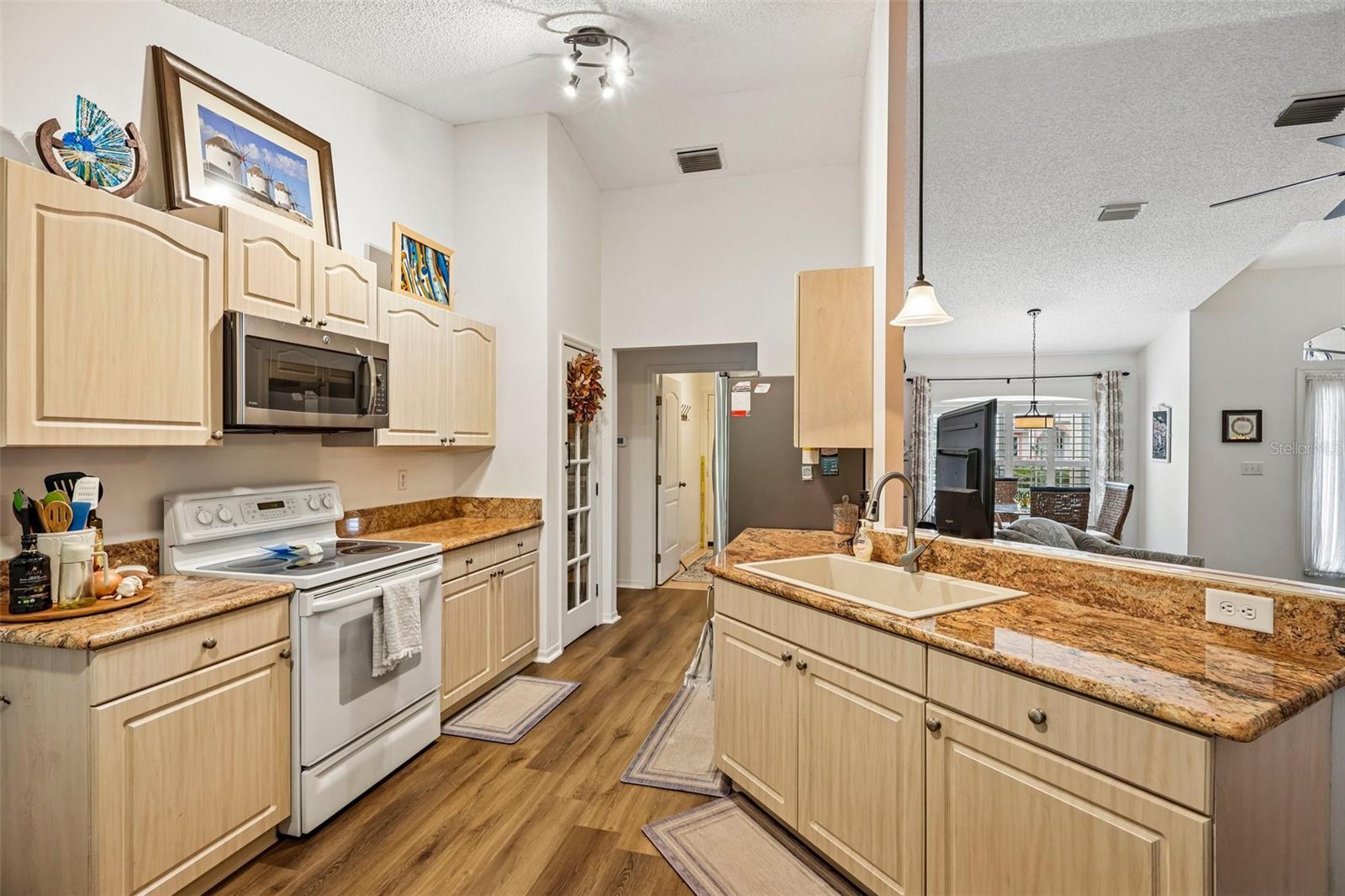 2308 E Del Webb Blvd Property Photo 14