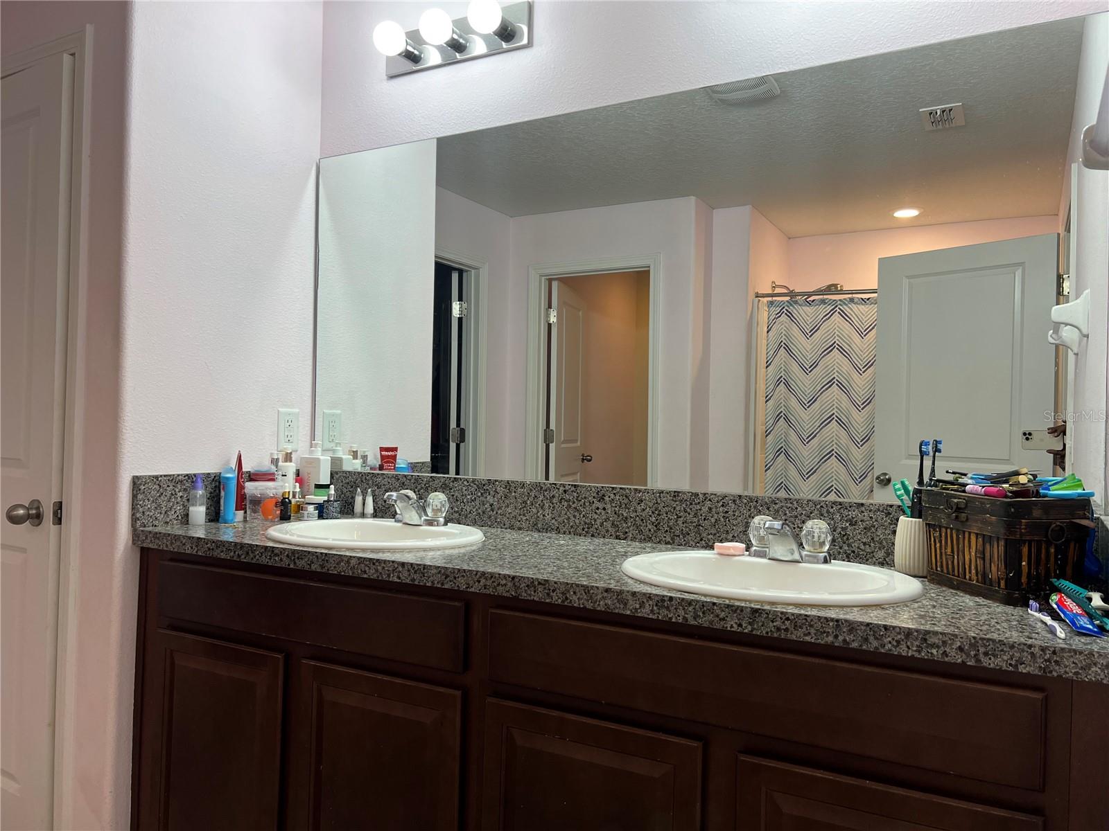 4908 Babbling Brook Ln Property Photo 13