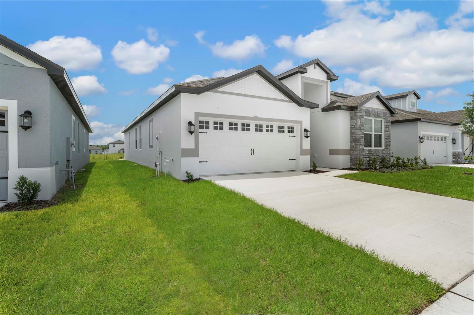 3408 Chinotto Dr Property Photo 4