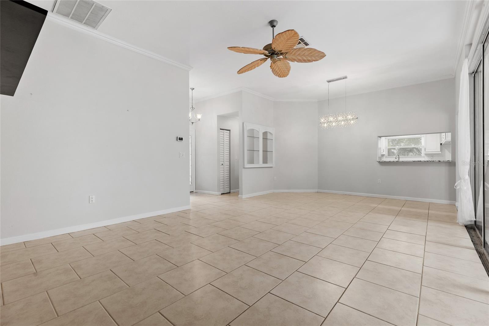 4897 Harbor Woods Dr Property Photo 9