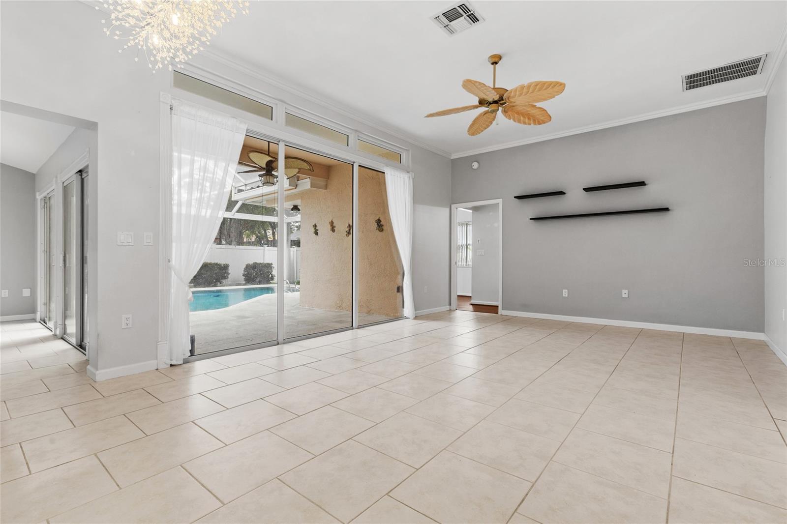 4897 Harbor Woods Dr Property Photo 10