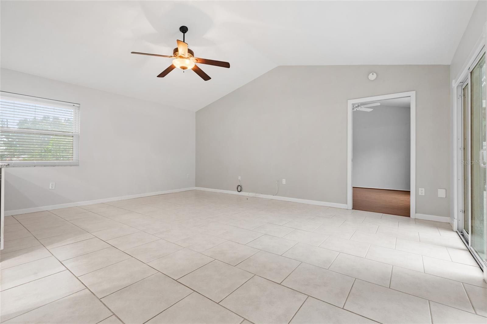 4897 Harbor Woods Dr Property Photo 14