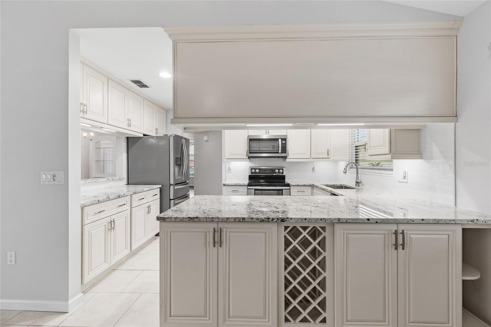 4897 Harbor Woods Dr Property Photo 15