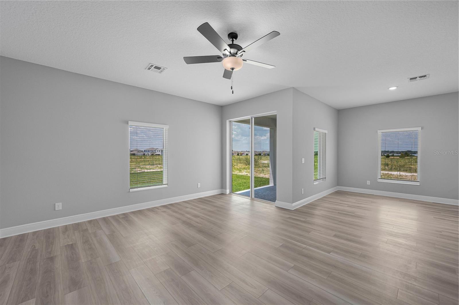 3339 Chinotto Dr Property Photo 14