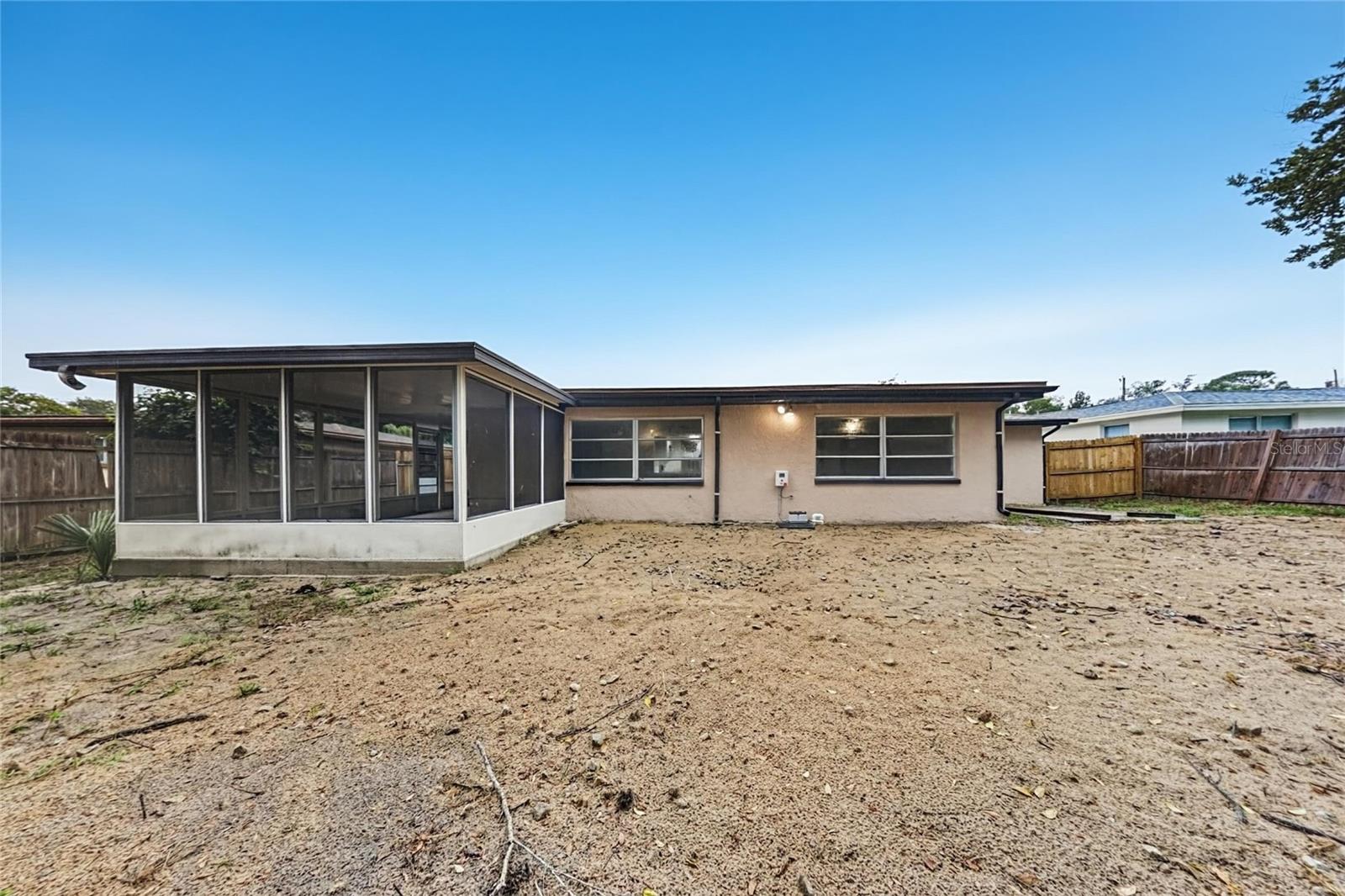 7345 Apache Trl Property Photo 20
