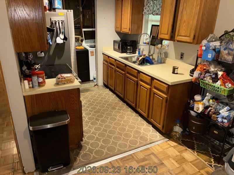 1715 Forbes St Property Photo 4