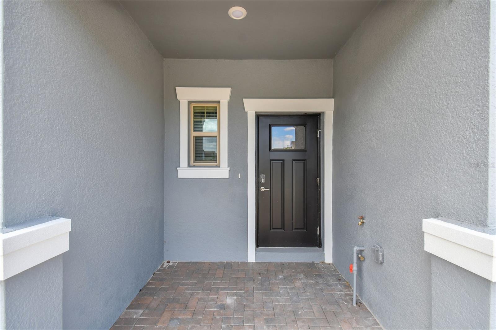 9653 Ashworth Pl Property Photo 2