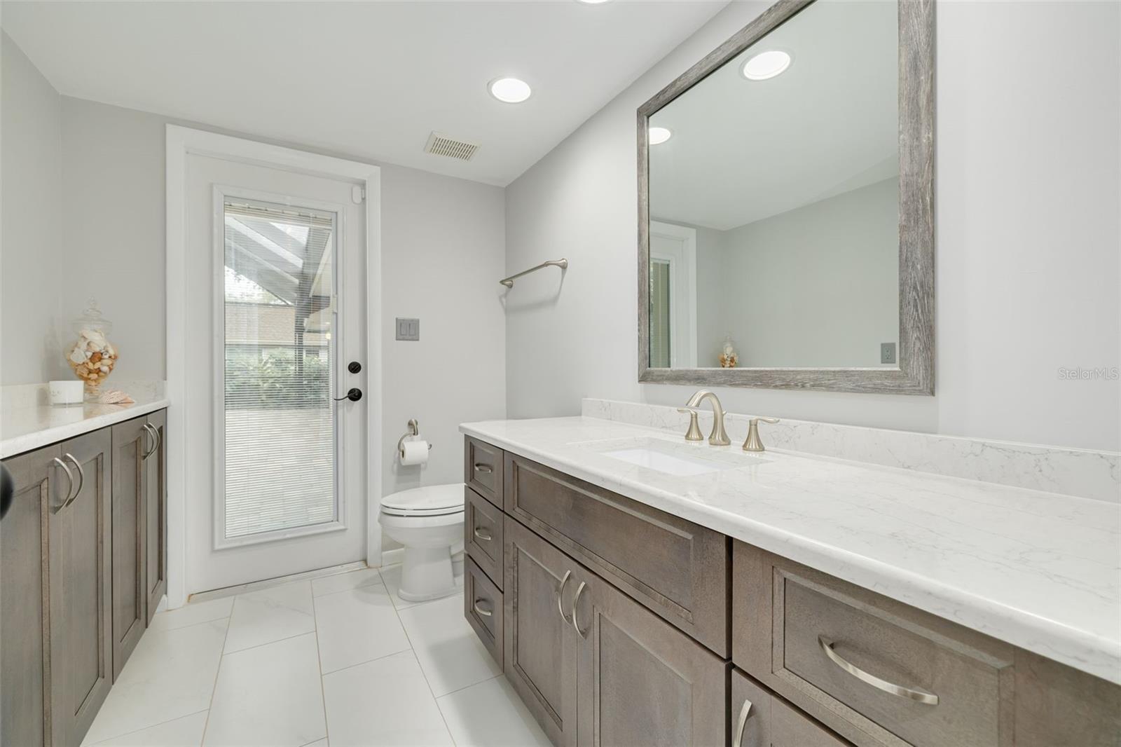 2715 Country Woods Ln Property Photo 40
