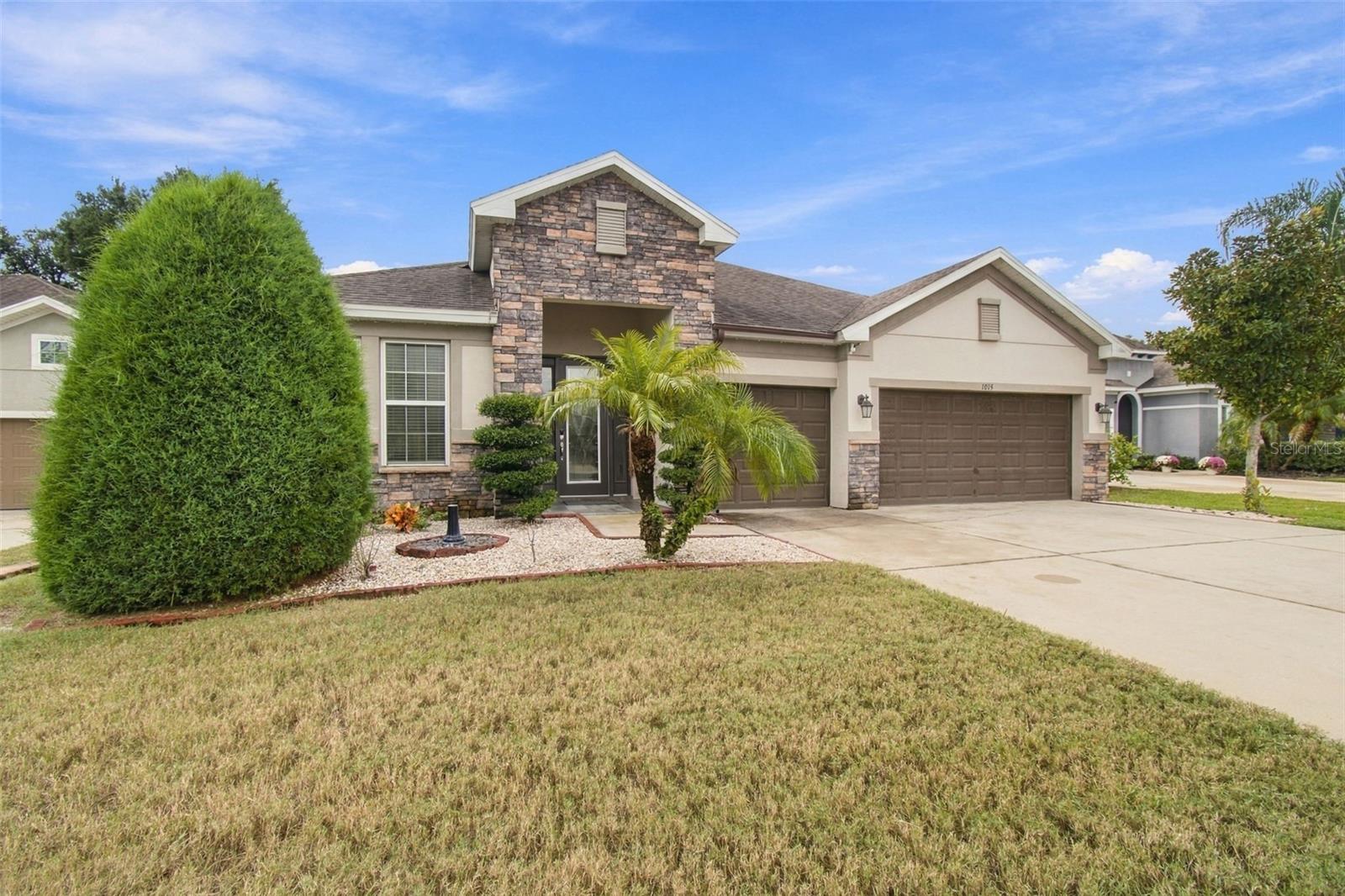 1015 Tracey Ann Loop Property Photo