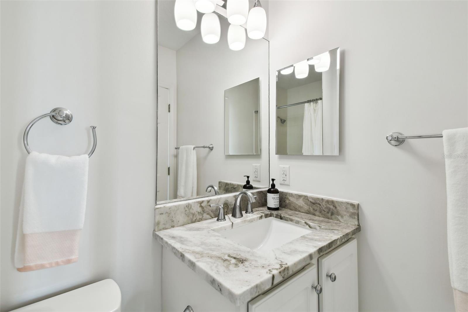 3315 W De Leon St #1 Property Photo 44