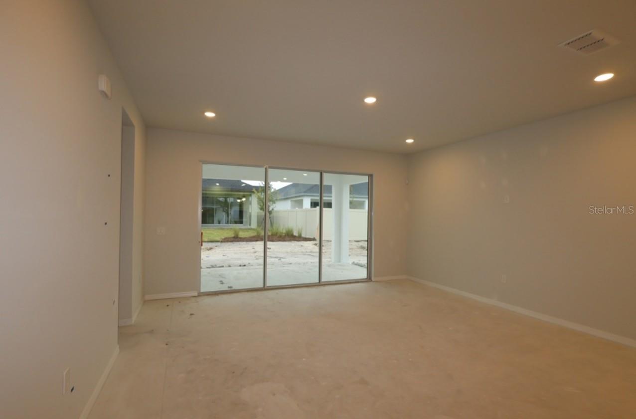 5410 Knotty Oak St Property Photo 7