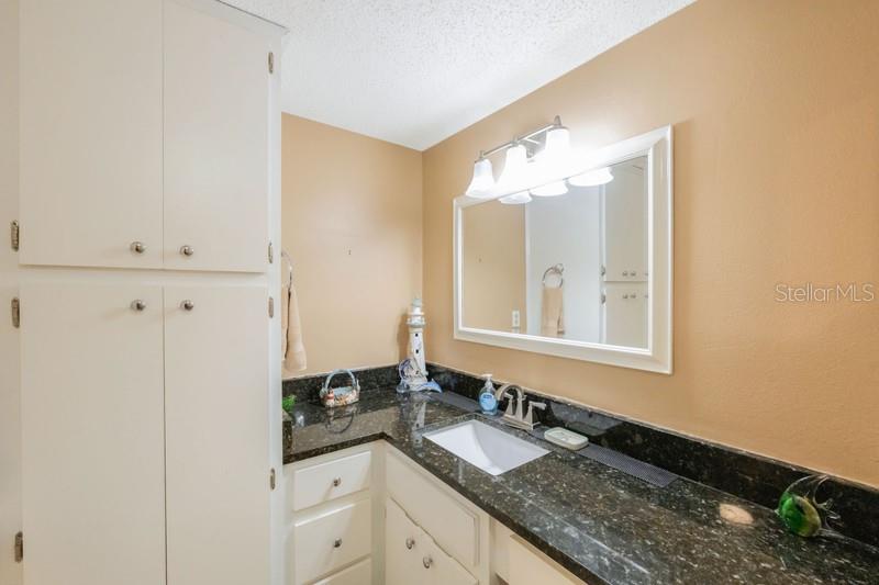 1060 Pinellas Bayway S #103 Property Photo 30