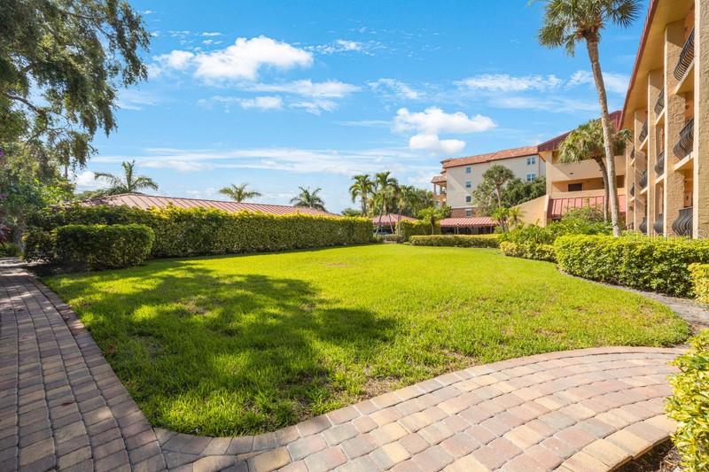1060 Pinellas Bayway S #103 Property Photo 38