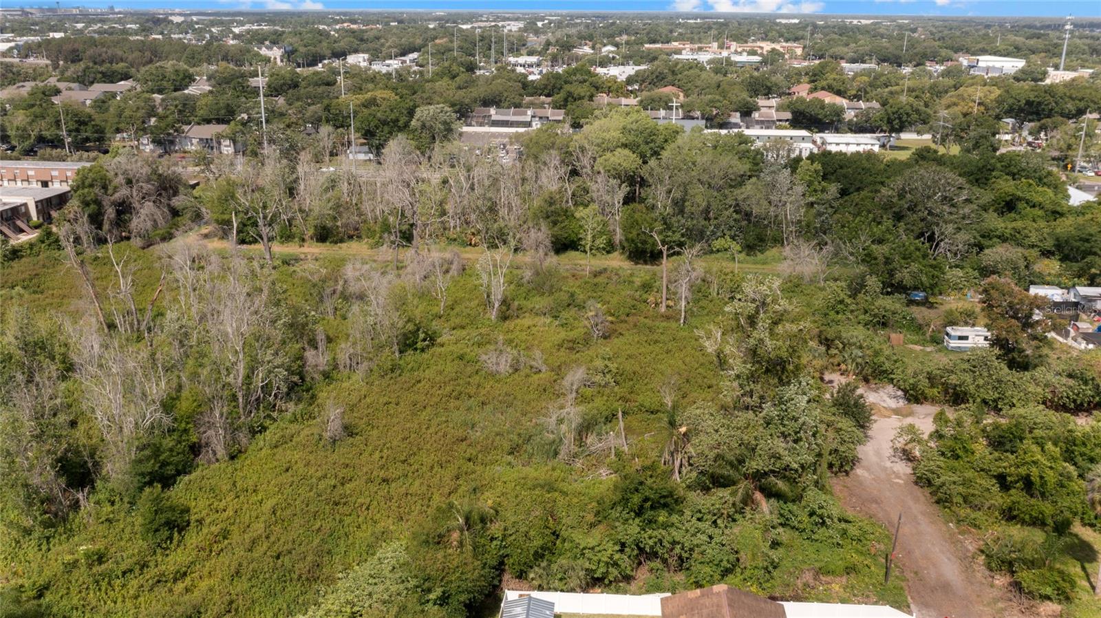 W Grove St Property Photo 10