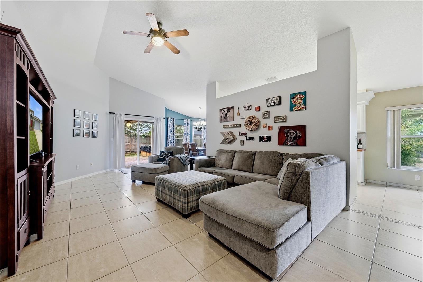 2012 Bridgehampton Pl Property Photo 6