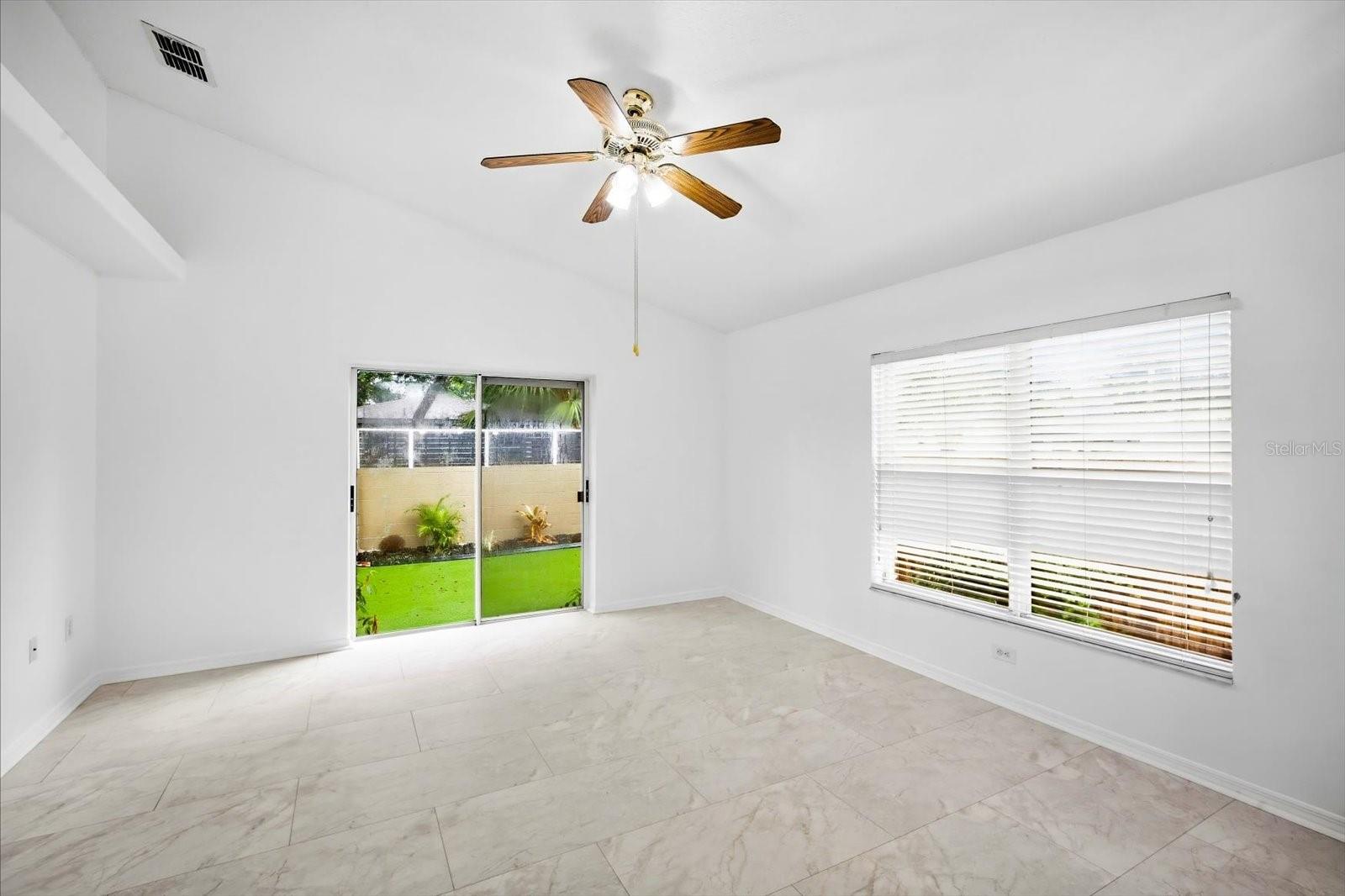 3005 W Chestnut St Property Photo 15
