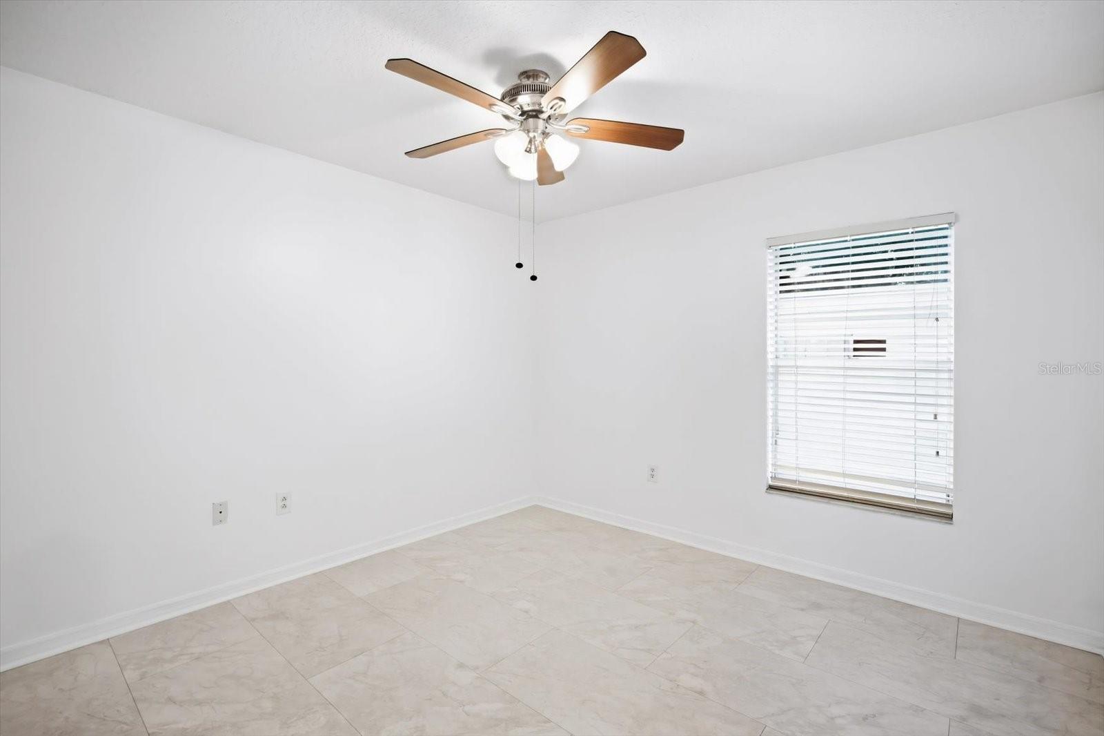 3005 W Chestnut St Property Photo 23