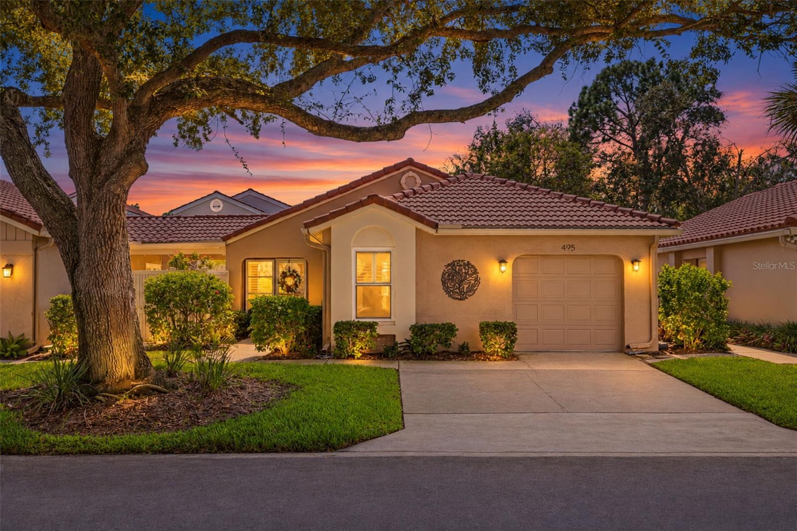 495 ST TROPEZ CIR NE Property Photo 1