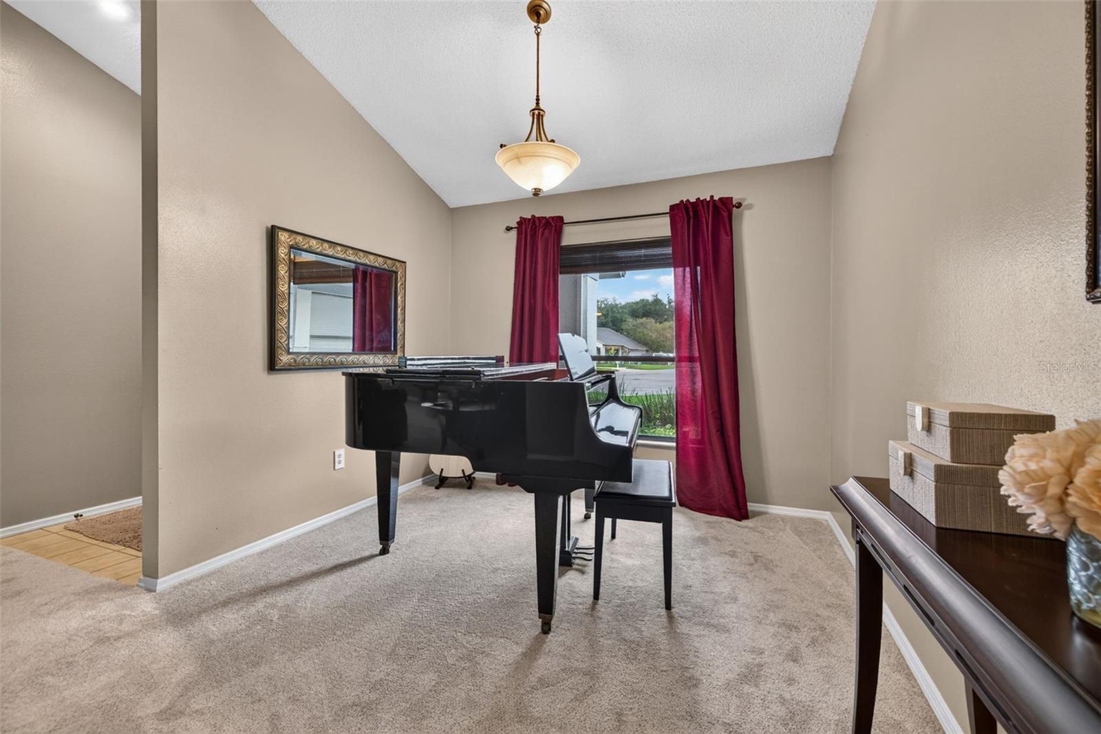 18301 Big Pond Way Property Photo 9
