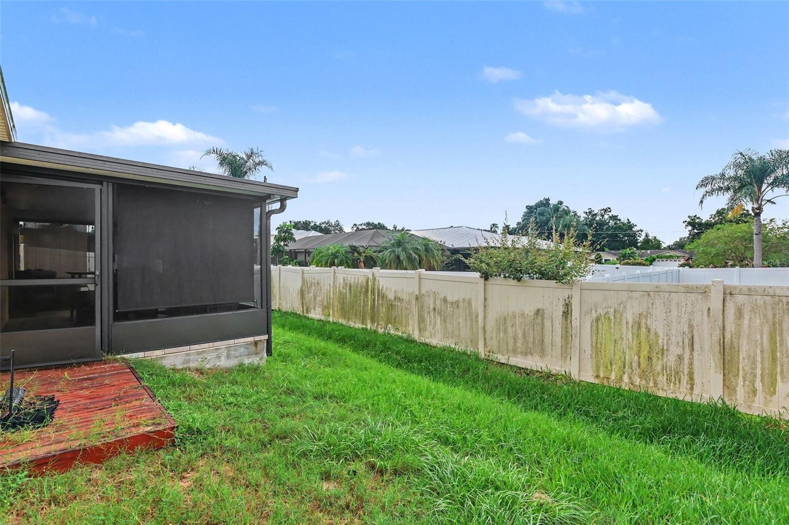 223 Cascade Bend Dr Property Photo 23