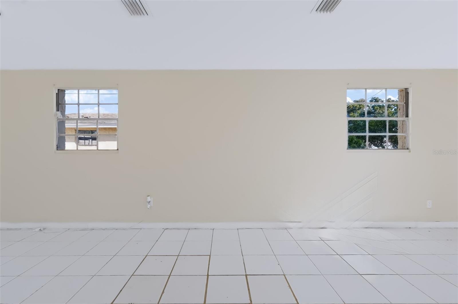 4515 W North St Property Photo 12