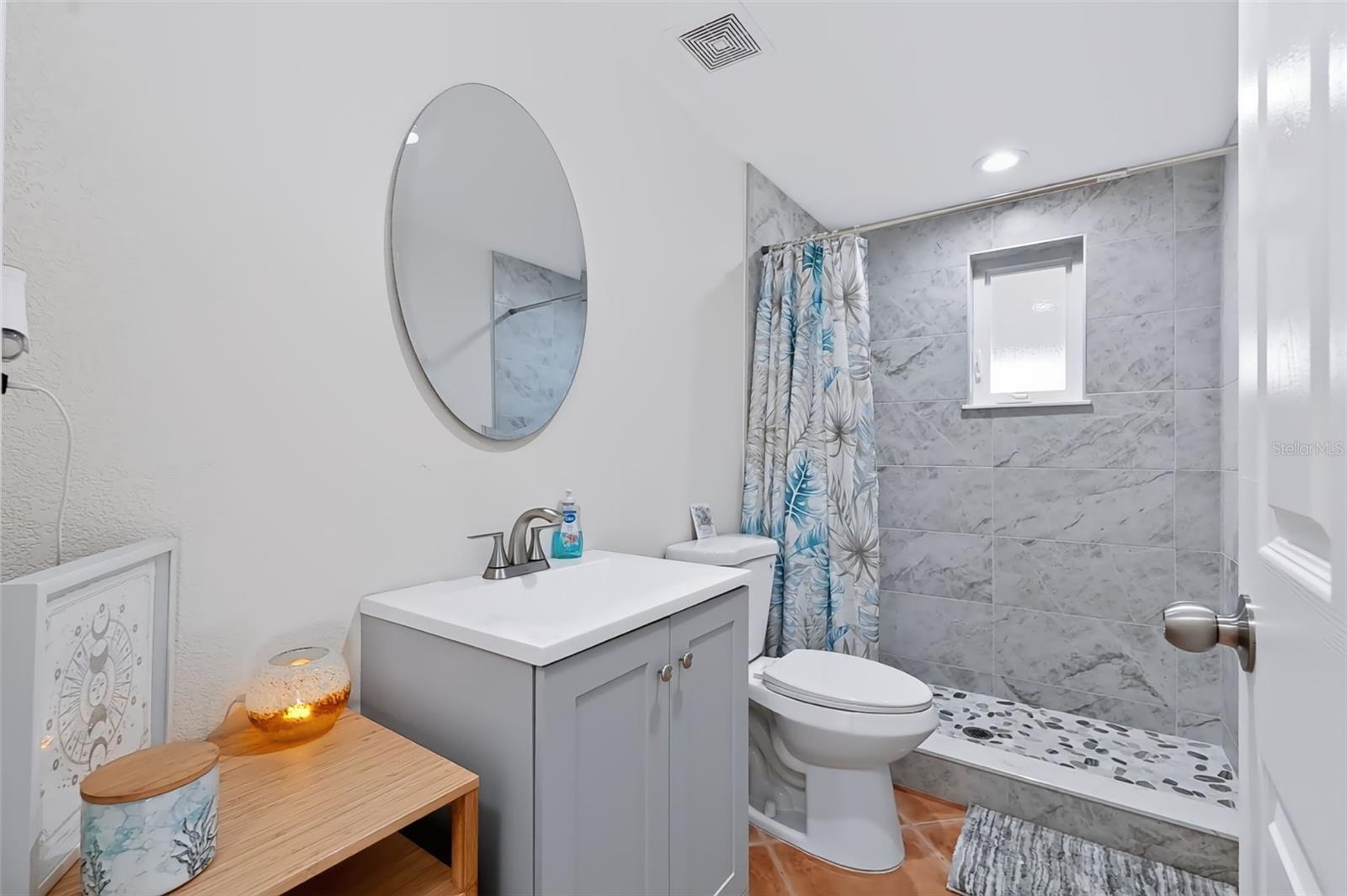 4515 W North St Property Photo 17