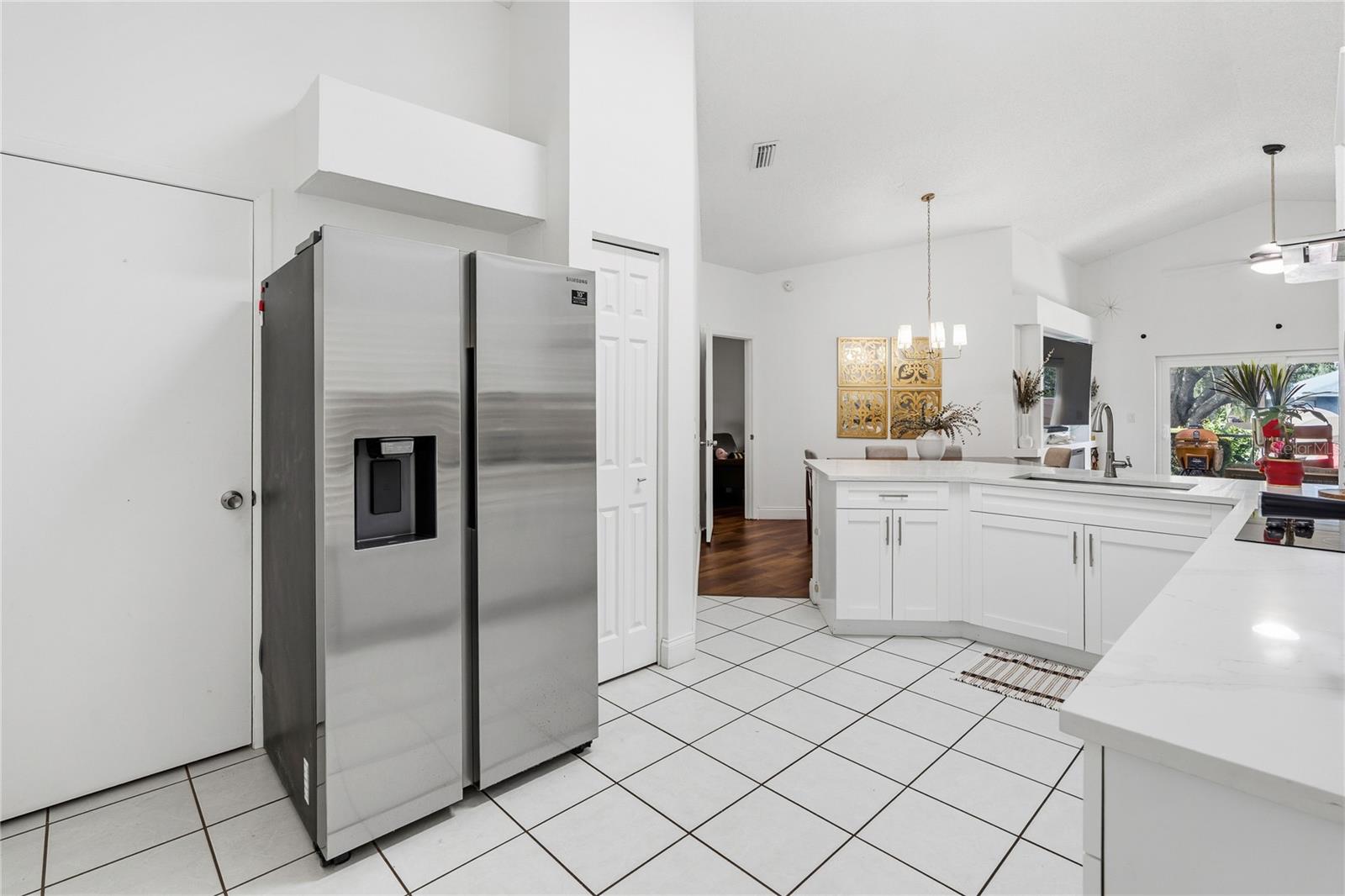 8761 Huntfield St Property Photo 12
