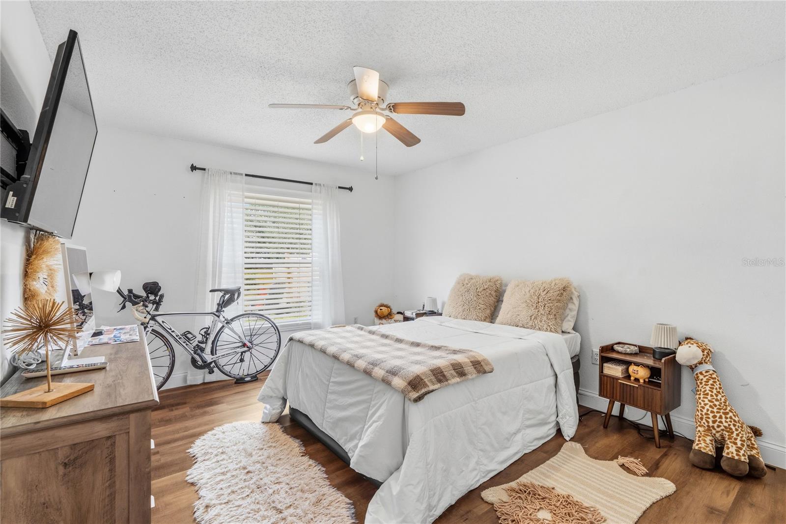 8761 Huntfield St Property Photo 16