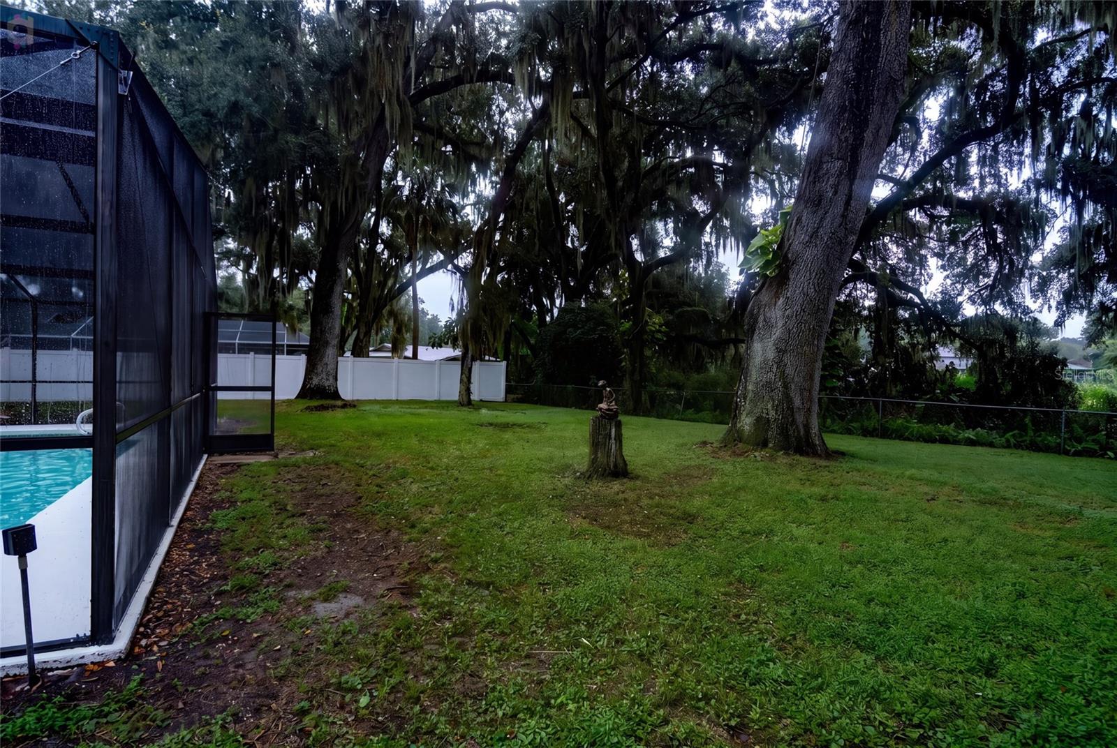 611 Rooks Rd Property Photo 24