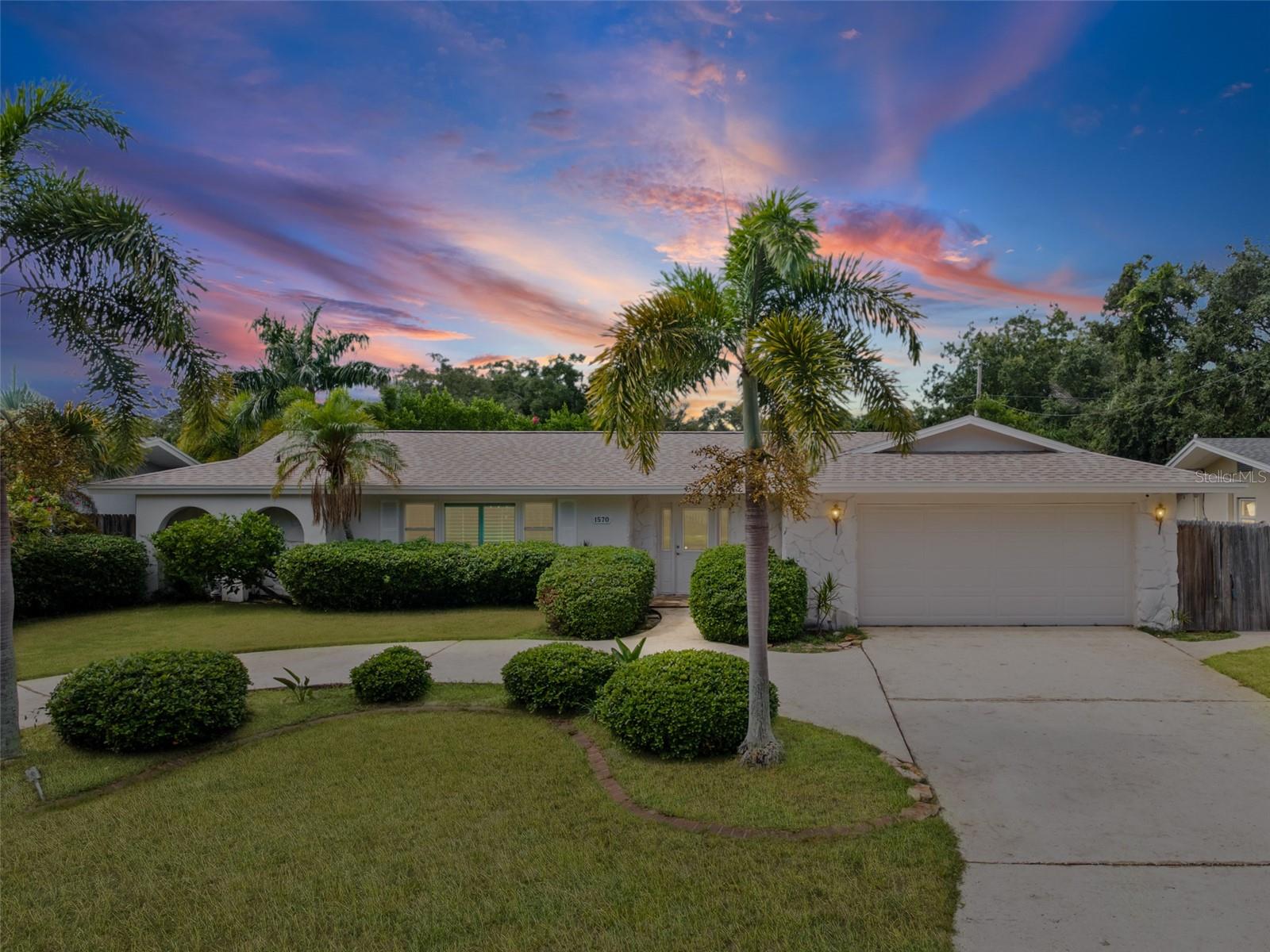 1570 High Bluff Dr Property Photo