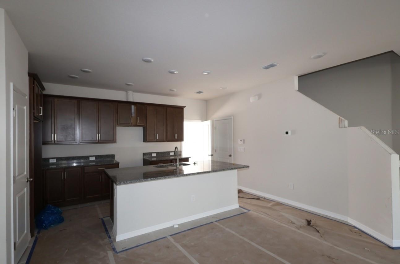 5620 Coopers Hawk Trl Property Photo 7