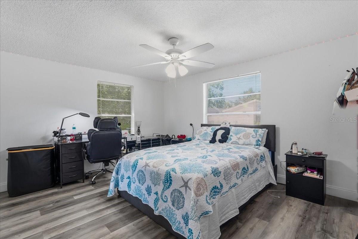 7603 Woodland Oaks Ct Property Photo 25