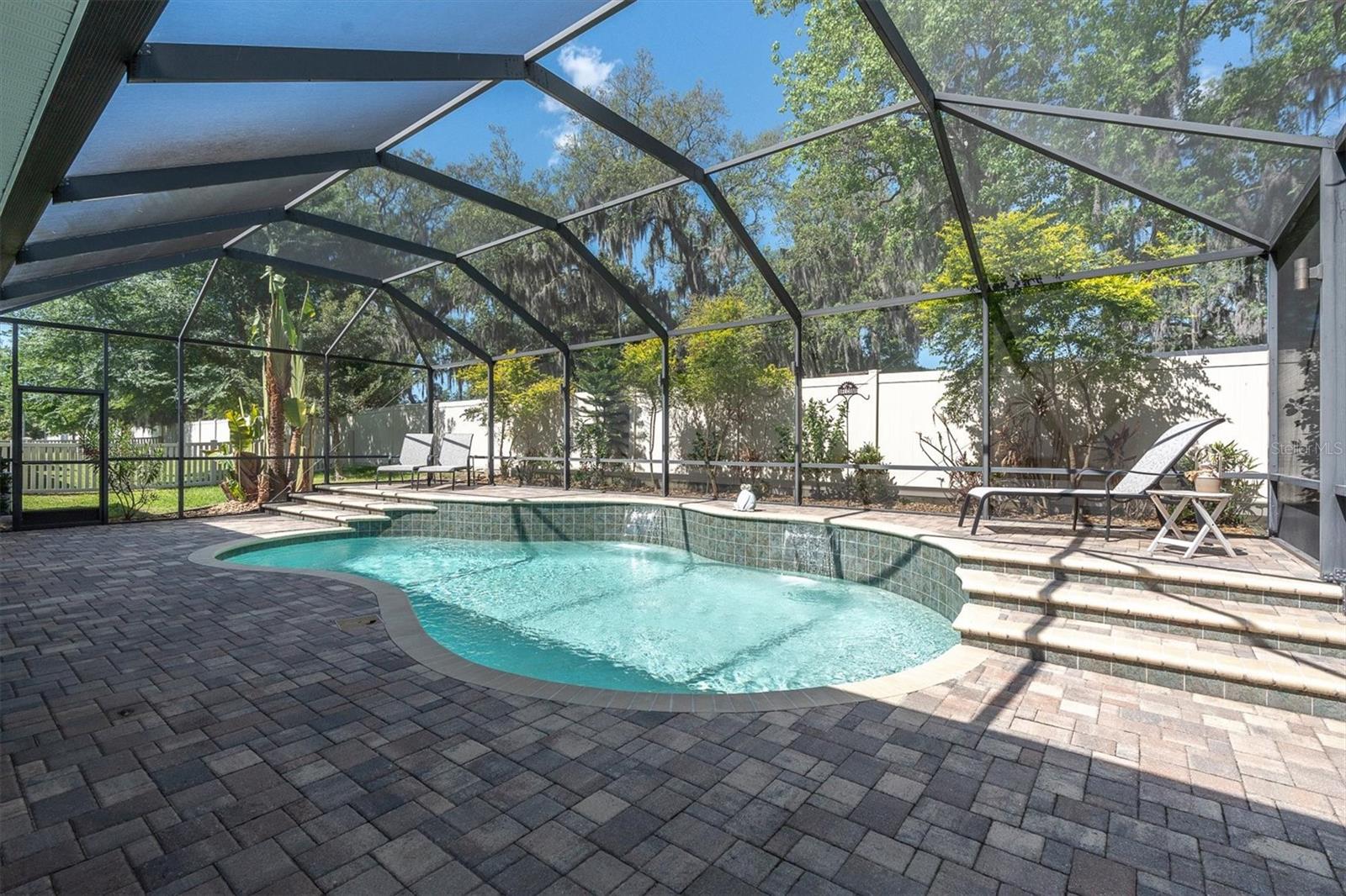 1212 Lorea Ln Property Photo 41
